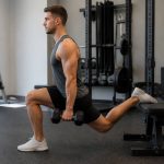 Bulgarian split squats : technique, bienfaits et programme pour renforcer les jambes